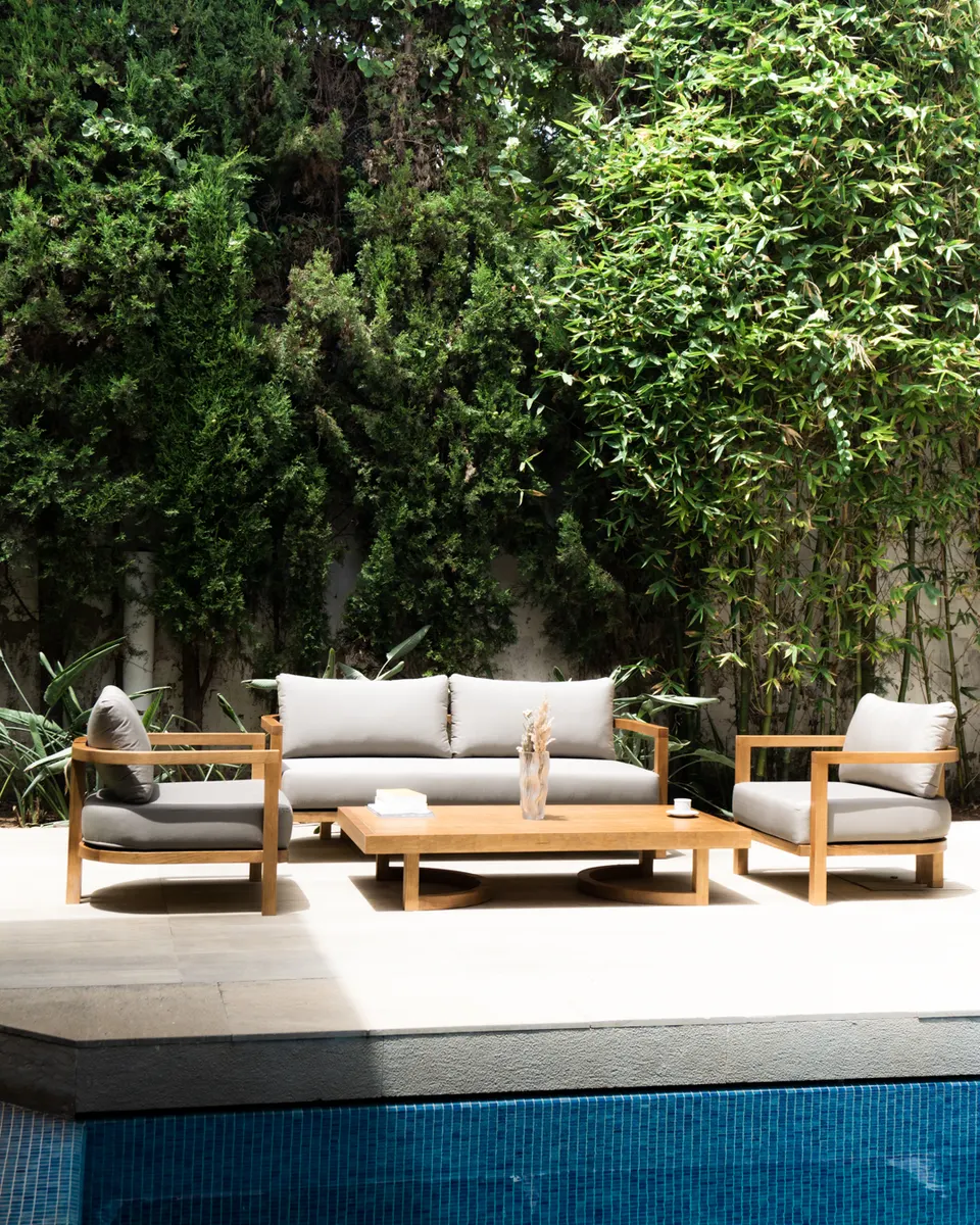 Outdoor furnite couch chairs
